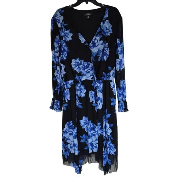 Mile Gabrielle Womens Plus Size 3X Black & Blue Floral Long Sleeve Wrap Dress - Picture 2 of 6